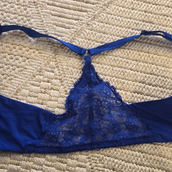 Victoria's Secret Racerback Bra - Picture 9 of 9